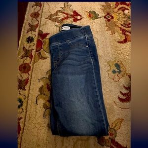 Leggings , skinny jeans , denim